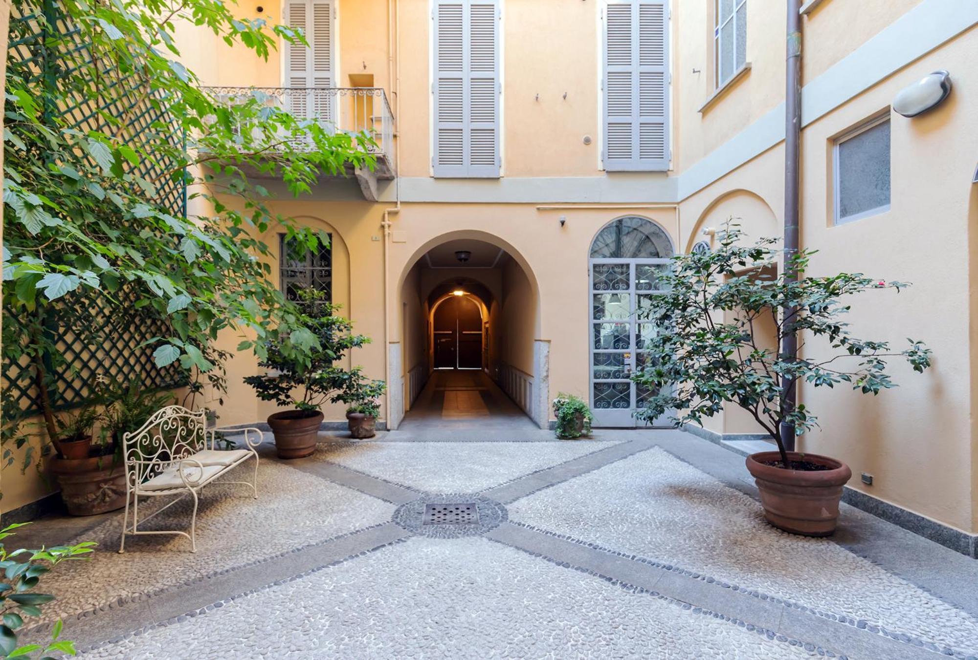 Апартаменты Milan Retreats Duomo Carrobbio Экстерьер фото